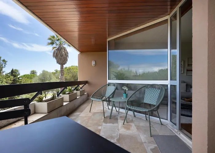 Sublime Next To The Sea